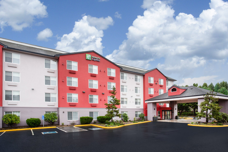 Exterior & Views 5, Holiday Inn Express & Suites LINCOLN CITY, Lincoln