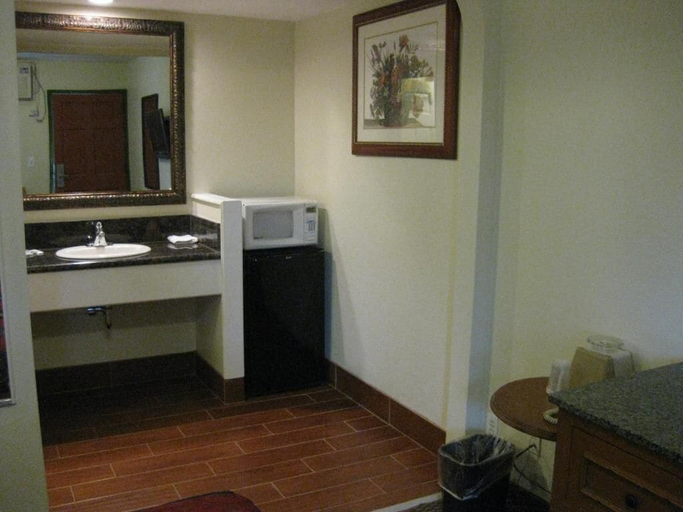 Bathroom, Sunshine Motel, San Bernardino
