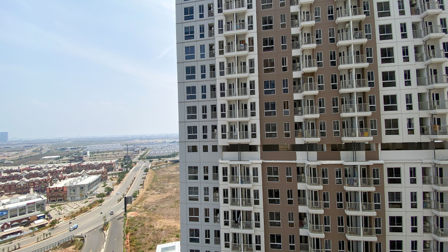 Exterior & Views 2, Comfy And Enjoy Studio At Tokyo Riverside Pik 2 Apartment, Tangerang