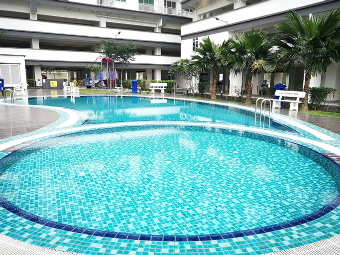 Sport & Beauty 2, Ehsan Residence CONDO+POOLVIEW @SEPANG-KLIA-NILAI, Sepang