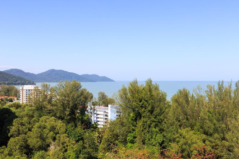 Others 4, SEA OF BATU FERRINGGI, Penang Island
