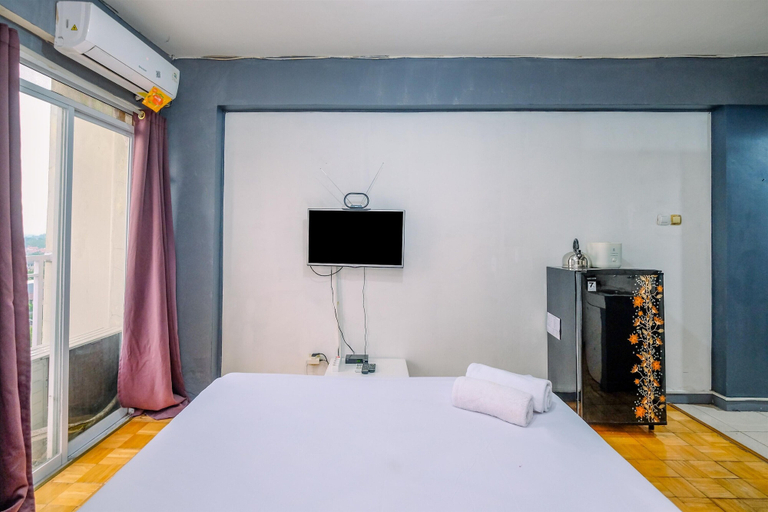 Bedroom 3, Modern Look Studio At Bogor Valley Apartment, Bogor
