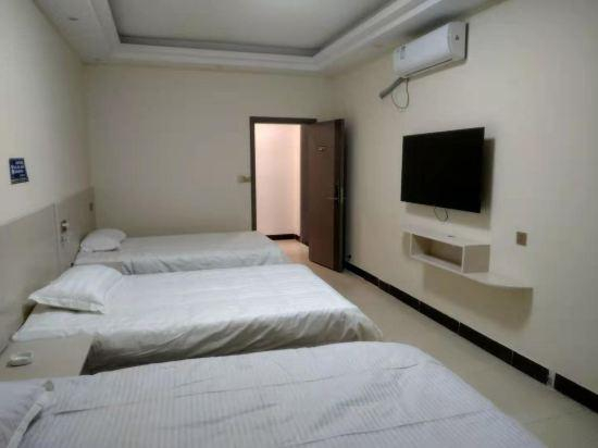 4, Yijia Hotel, Jiaozuo