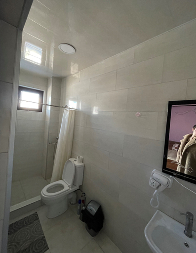 Bathroom 3, Khando 2023, Kazbegi