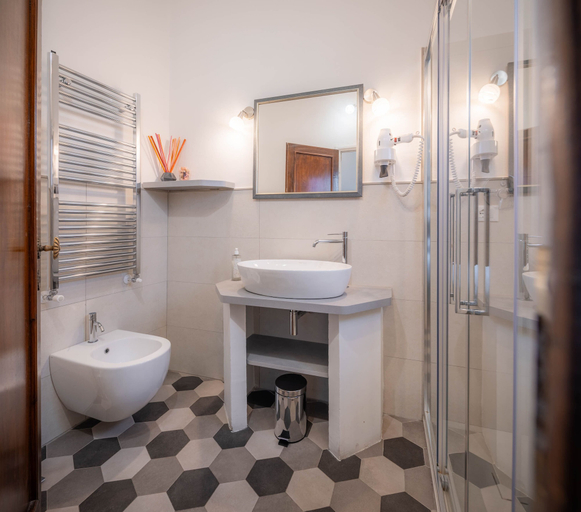 Bathroom 3, Novella House, Florence