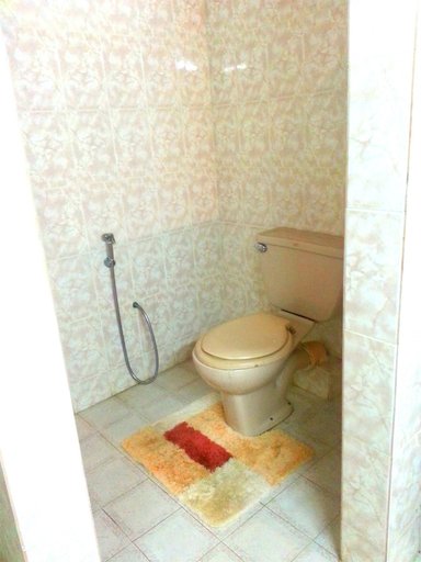 Bathroom 5, Chaya Villa Guest House, Beruwala