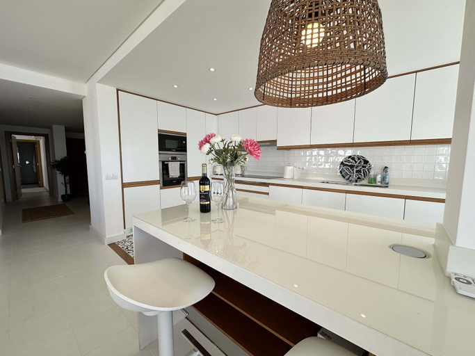 Private kitchen 3, Sea View Quarteira Apartment, Loulé