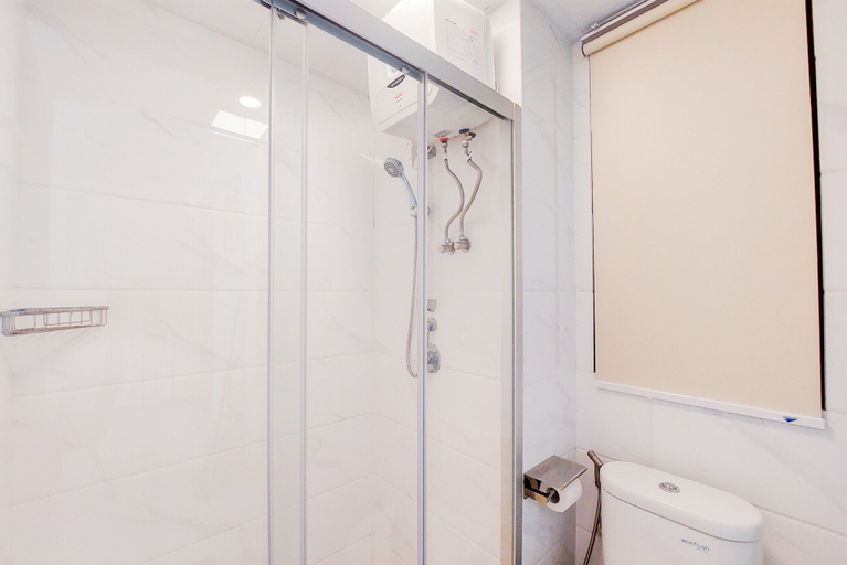 Bathroom 5, Good Deal And Comfy 2Br Sky House Bsd Apartment, Tangerang Selatan