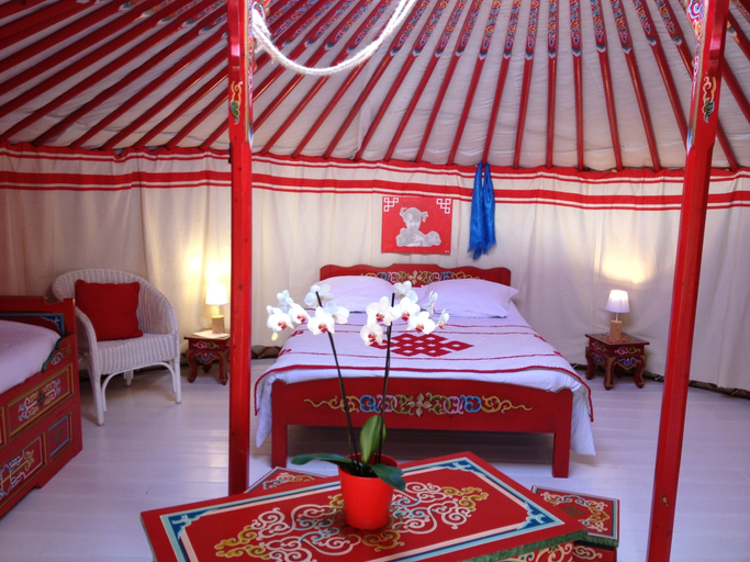 Bedroom 3, Yourte au Paradis, Deux-Sèvres
