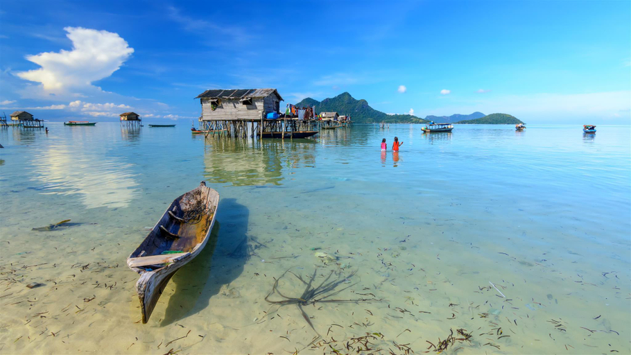 Nearby Landmark 2, Mabul Water Bungalows, Semporna