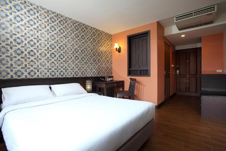 Bedroom 3, Rambuttri Village Inn & Plaza, Phra Nakhon