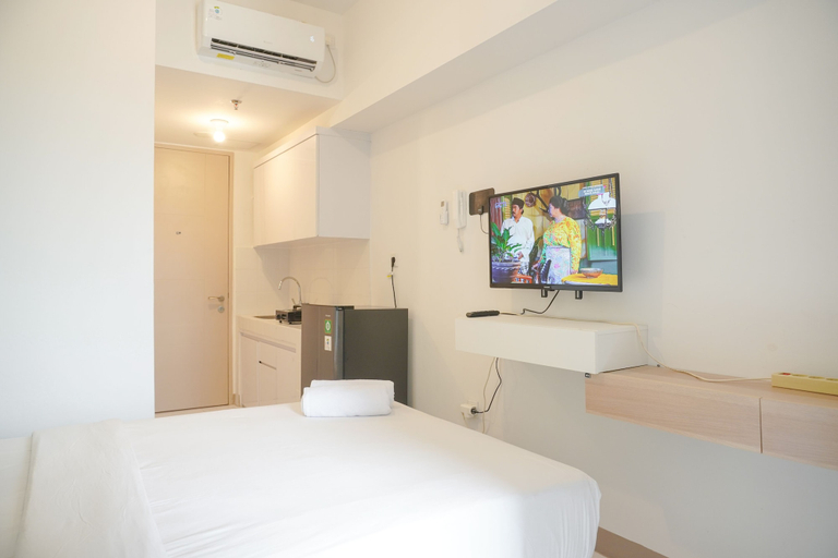 Bedroom 3, Cozy And Homey Studio Room Tokyo Riverside Pik 2 Apartment, Tangerang