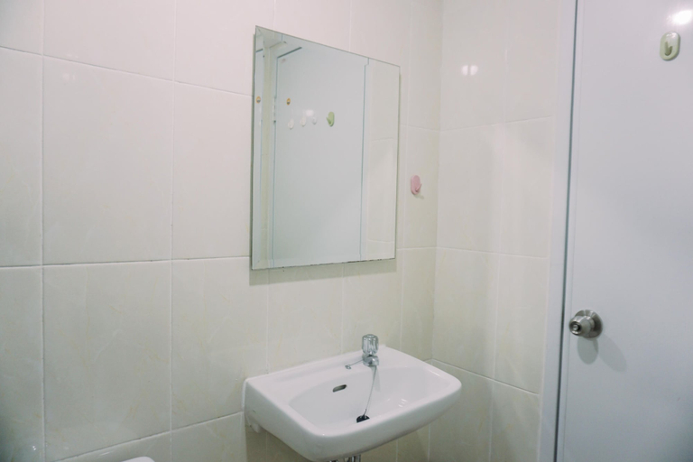 Bathroom 3, Good Choice 2Br Apartment M-Town Residence, Tangerang