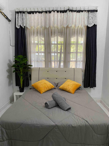 Bedroom 2, Gemilang Guesthouse, Kuala Muda