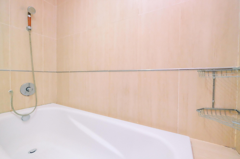 Bedroom 5, Elegant And Comfort 2Br Apartment At Fx Residence, Central Jakarta