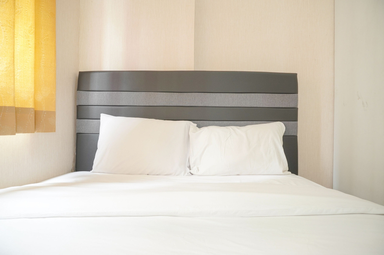 Bedroom 1, Cozy 2Br Green Pramuka City Apartment Near Shopping Mall, Central Jakarta