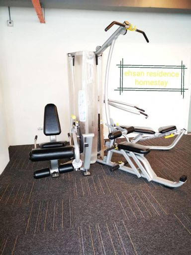 Sport & Beauty 5, Ehsan Residence CONDO+POOLVIEW @SEPANG-KLIA-NILAI, Sepang