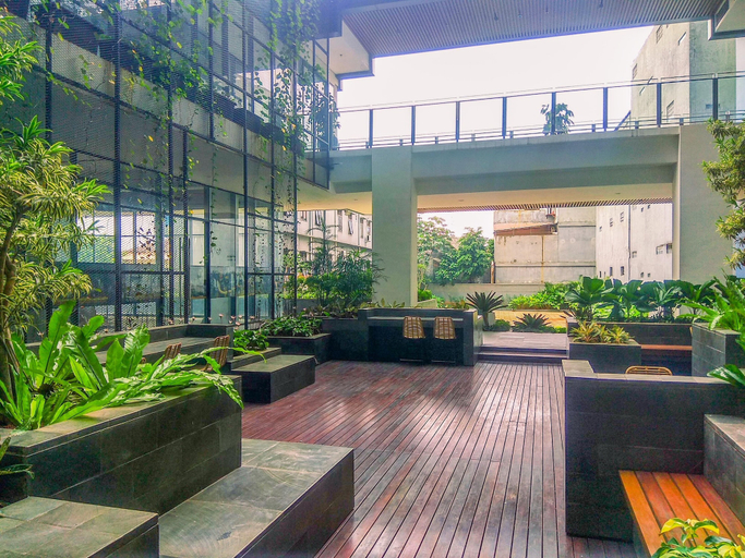 Exterior & Views 2, Minimalist Studio At Evenciio Margonda Apartment, Depok