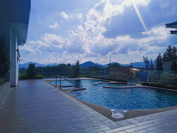Sport & Beauty 2, Sunway lost world onsen ipoh-themepark view 5 pax, Kinta