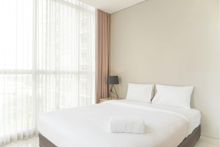 Bedroom 1, Homey And Warm 1Br At Ciputra International Apartment, West Jakarta