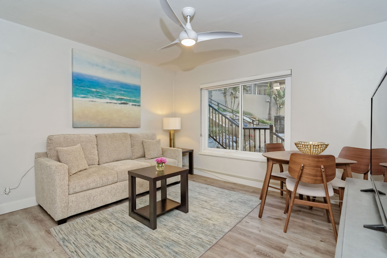 Others 5, Ocean Villas of Carlsbad, San Diego