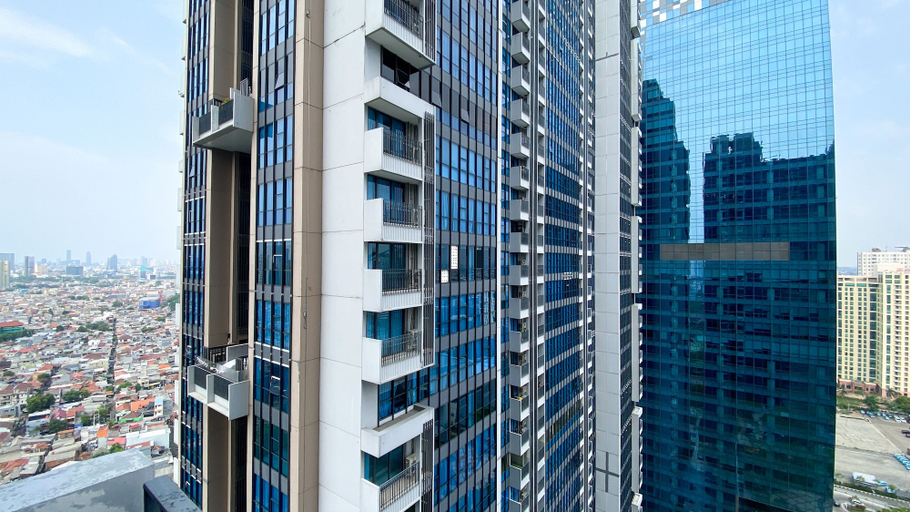 Exterior & Views, Best Spacious And Nice 3Br At 28Th Floor Casa Grande Apartment, South Jakarta