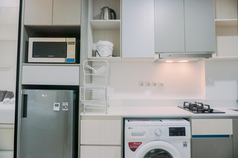 Others 4, Homey And Warm Studio At 28Th Floor Gold Coast Apartment, Jakarta Utara