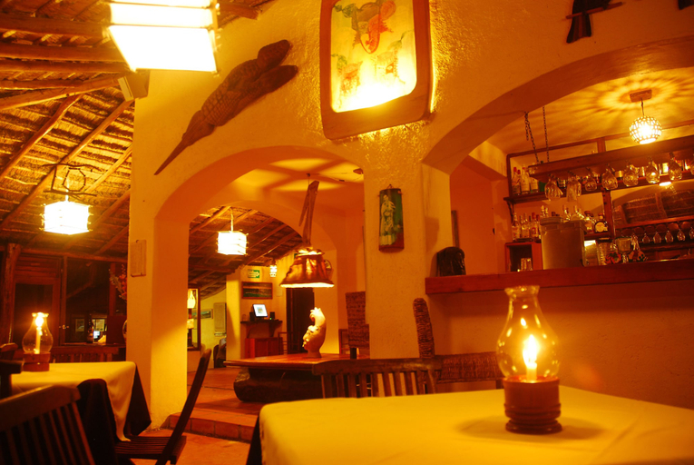 Food & Drinks 5, Piedra Escondida, Cozumel
