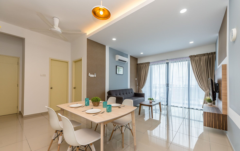 Dining Room 4