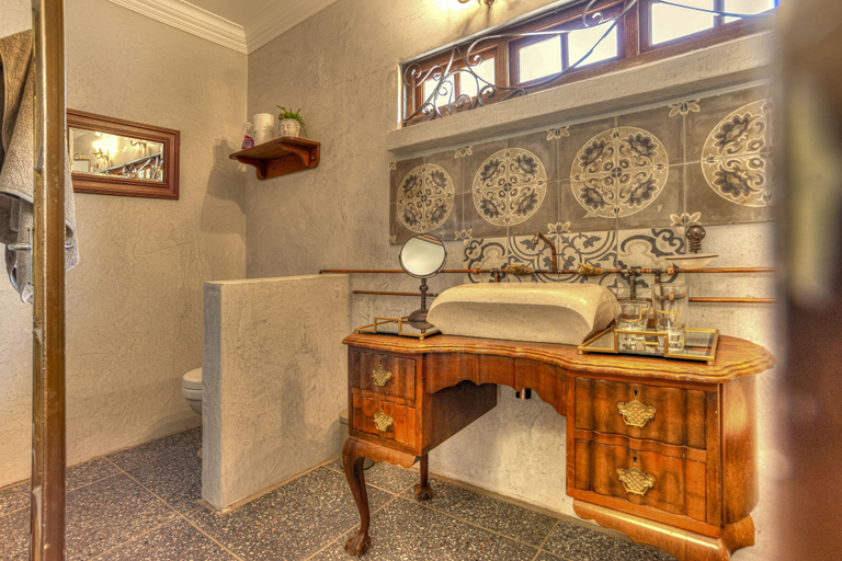 Bathroom 4, Oak View Manor, Ekurhuleni
