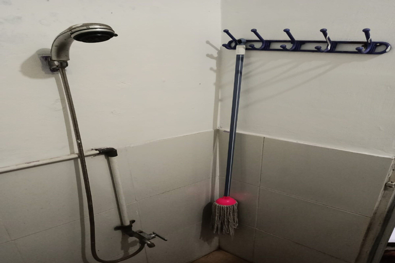 Bathroom 4, Hotel O Penginapan Hj Lilis 2 Syariah, Sukabumi