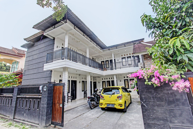 Exterior & Views, OYO Life 92754 Kost Griya Perdana, Lombok