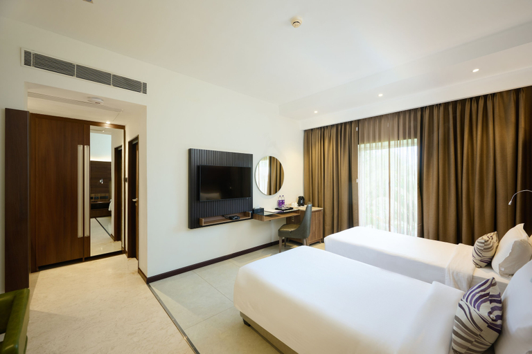 Bedroom 3, Flora Airport Hotel and Convention Centre Kochi, Ernakulam