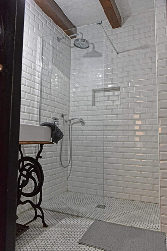 Bathroom 3, La Casetta di Noto, Syracuse