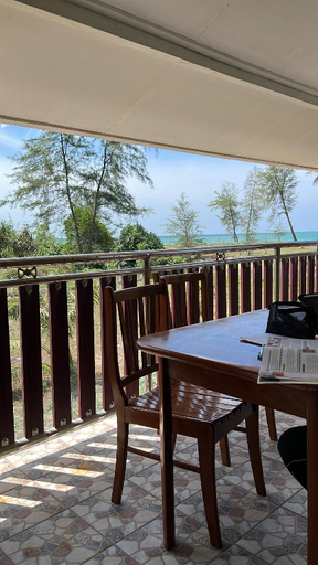 Others 3, Arryantz by the beach, Bachok