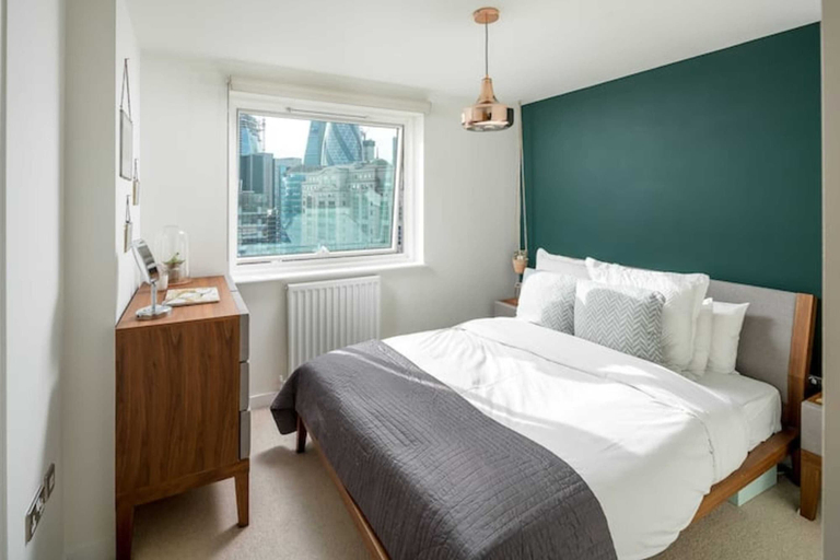 Others 4, Chic 1 Bedroom Apartment With View of Shard, London