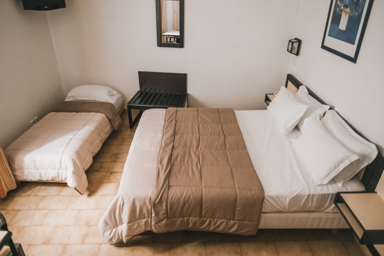 Bedroom 4, Hôtel le Subrini, Corse-du-Sud