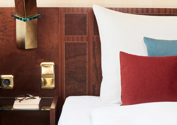 Bedroom 5, Living Hotel Kanzler, Bonn