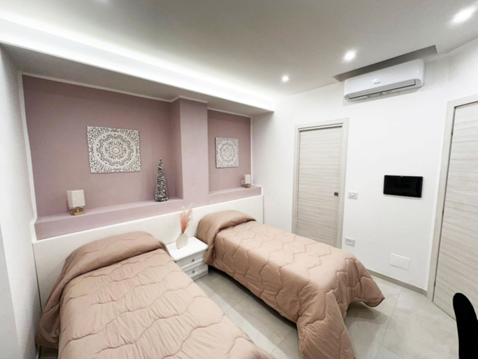 Bedroom 3, DOMUS BALCANTE, Napoli
