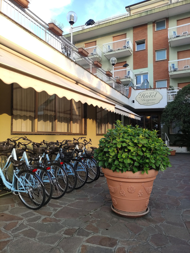 Exterior & Views 2, Hotel Bergamo Mare Mhotelsgroup, Imperia