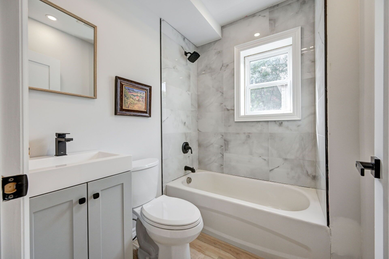 Bathroom 3, Brand New 2 Bedroom in Hamilton, Hamilton