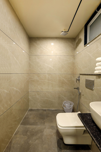 Bathroom 3, OPO Hotel Dior, Delhi