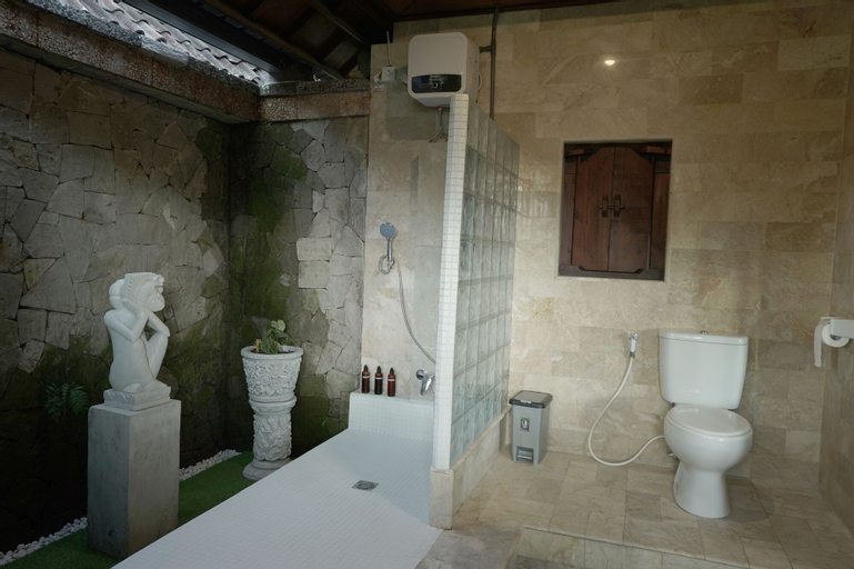 Bathroom 20