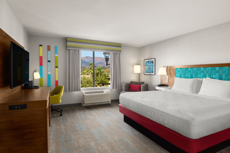 Bedroom 3, Hampton Inn by Hilton Carefree, Maricopa