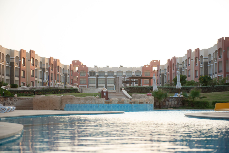 Exterior & Views 2, Oyster Bay Beach Suites, Marsa 'Alam