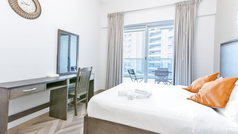 Others 5, Luxury StayCation - Vibrant 1BR Apartment With Pool and Huge Balcony, Dubai