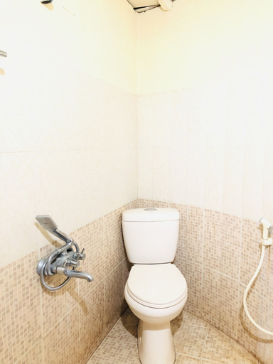 Bathroom 4, Punarjani Ayurvedic Resorts, Theni