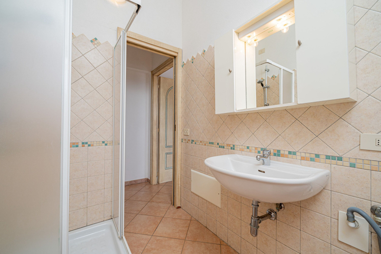 Bathroom, Residence with pool in Cala Girgolu, Nuoro
