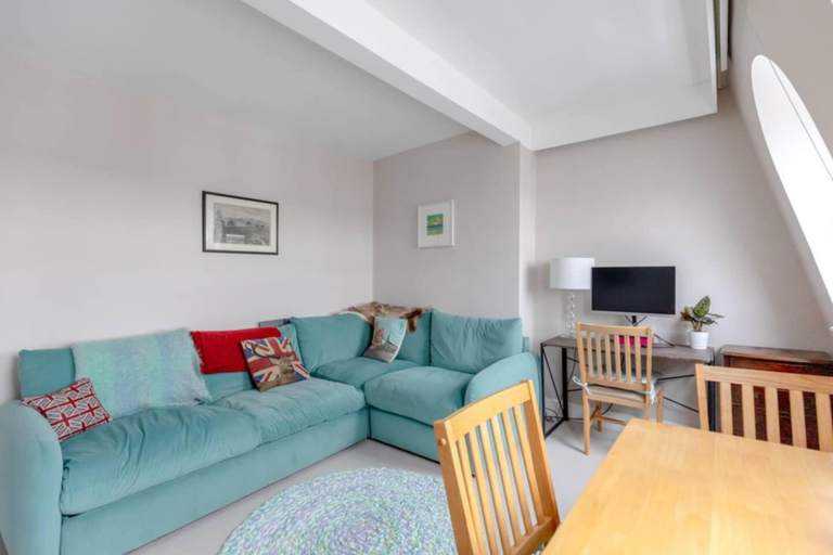 Others 4, Quaint & Cosy 1 Bedroom Flat - Kensington Olympia!, London