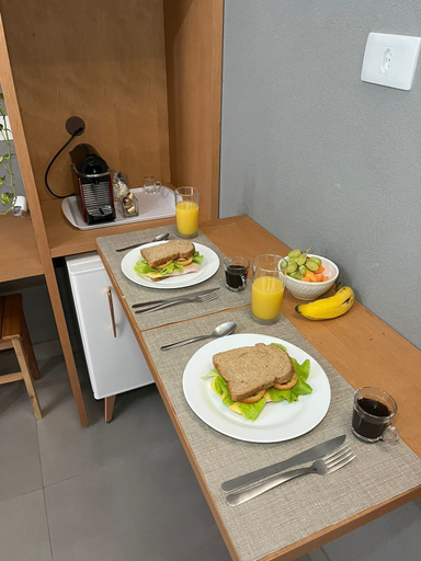 Food & Drinks, Palulu Flats, São Sebastião